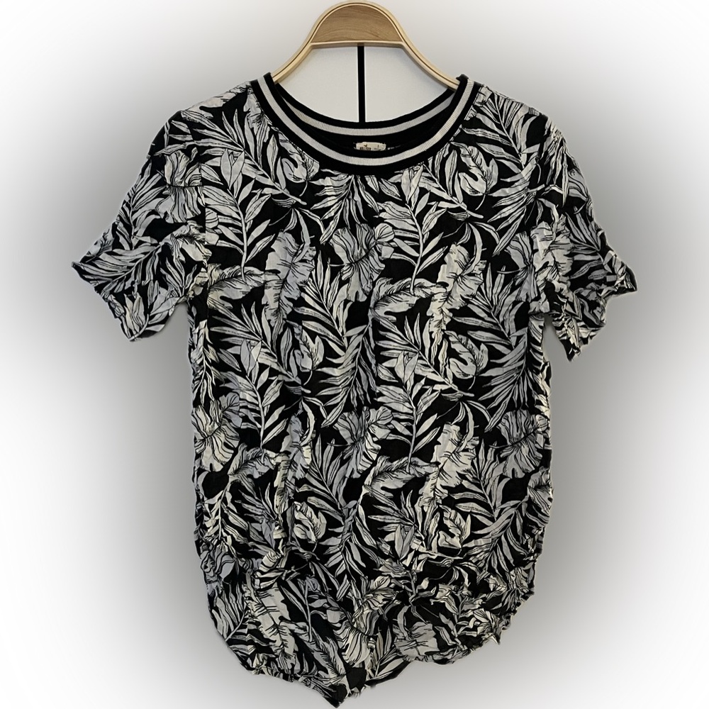HOLLISTER top